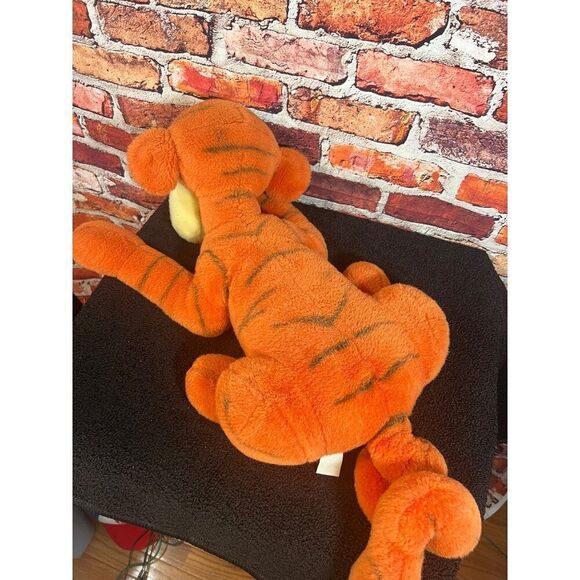 Vintage Tigger Plush Toy Stuffed Animal 18" Disney Winnie The Pooh Orange & Yell - Picture 3 of 4